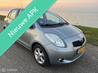 Occasion Toyota Yaris Cool 87 PK (63 kW) 2009 Grijs Hatchback