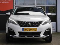 tweedehands Peugeot 3008 1.2 PureTech Blue Lease Premium | Navigatie | Achteruitrijcamera | Trekhaak | Elektrisch te open kofferbak | Keyless entry en start | 19 inch lichtmetalen velgen | Draadloze telefoonoplader