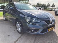 tweedehands Renault Mégane IV Estate 1.3 TCe Limited / Camera / AppleCarplay / AndroidAuto / LED / R-Link 2 / PDC A / DAB / 16'' LM Velgen