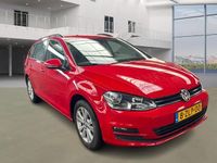 Occasion VW Golf VII Comfortline 110 PK (80 kW) 2015 Rood (metallic) Stationwagen