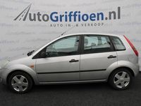 tweedehands Ford Fiesta 1.4-16V First Edition nette 5-deurs met airco