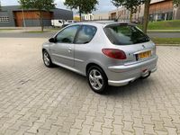 tweedehands Peugeot 206 1.4-16V Quiksilver