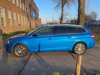 tweedehands Peugeot 308 SW 1.2 PureTech 130 Blue Lease Allure *camera + keyless + PD