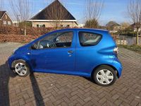 Occasion Toyota Aygo 68 PK (50 kW) 2010 Blauw Hatchback