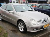 Occasion Mercedes C180 143 PK (105 kW) 2005 Grijs (metallic) Coupé
