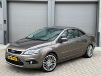 tweedehands Ford Focus Cabriolet CC Coupé- 2.0 Titanium AUT 2008 Bruin NAP