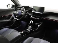 tweedehands Peugeot e-2008 EV GT 50 kWh 100% Électric | Keyless entry en start | Climate control | Navigatie | Bluetooth | Lichtmetalen velgen | Lane assist | 3D cockpit | Camera | Voorraad | Snel leverbaar