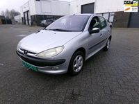 Occasion Peugeot 206 75 PK (55 kW) 2003 Grijs (metallic) Hatchback