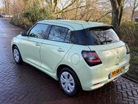 Occasion Suzuki Swift Comfort 83 PK (61 kW) 2024 Geel (metallic) Hatchback