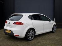 Occasion Seat Leon CUPRA 241 PK (177 kW) 2007 Wit Hatchback