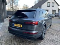 Occasion Audi Q7 Proline 381 PK (280 kW) 2021 Grijs, metallic lak SUV