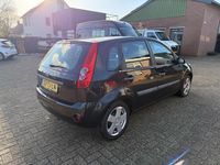 Occasion Ford Fiesta Futura 80 PK (58 kW) 2006 Zwart Hatchback