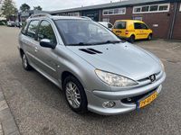 tweedehands Peugeot 206 SW 1.6-16V Quiksilver