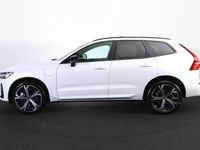 tweedehands Volvo XC60 Recharge T6 AWD R-Design - Panorama/schuifdak - IntelliSafe Assist - Harman/Kardon audio - Adaptieve LED koplampen - Parkeercamera achter - Verwarmde voorstoelen & stuur - Parkeersensoren voor & achter - Elektr. Bedienb. bestuurdersstoel met ge