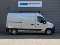 tweedehands Renault Master T35 2.3 dCi 150pk L2H2 Work Edition - 2x Schuifdeur - Navigatie - Camera - Blind Spot - 105l tank - Rijklaar