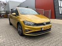 Occasion VW Golf Sportsvan Highline 116 PK (85 kW) 2019 Geel (metallic) MPV