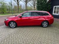 tweedehands Peugeot 308 1.2 PureTech Allure