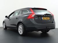 tweedehands Volvo V60 1.6 D2 R-Design Climate Control Navi Parkeersensor