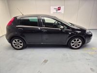 Occasion Fiat Punto 101 PK (74 kW) 2017 Zwart Hatchback