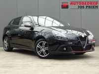 tweedehands Alfa Romeo Giulietta 1.6 JTDm Super * LEER * NAVIGATIE * GOED ONDERH. !