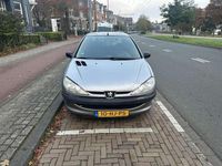 Occasion Peugeot 206 75 PK (55 kW) 2001 Grijs Hatchback