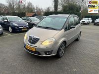 Occasion Lancia Musa 95 PK (69 kW) 2008 Beige MPV