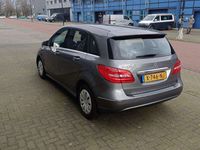 tweedehands Mercedes B180 B 180 Mercedes B-Klasse 1.6AUTOM/LEER/Navi/vele op