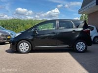 Occasion Toyota Verso-S 99 PK (72 kW) 2012 Zwart MPV