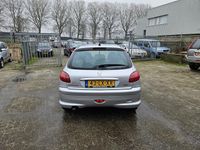 tweedehands Peugeot 206 1.4 Quiksilver Goed rijdende en nette sportieve auto,Airco,Electr pakket,Apk 18-07-2024. Nieuwe apk bij aflevering.