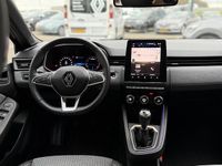 Occasion Renault Clio V Techno 91 PK (66 kW) 2024 Noir étoilé (gne) Hatchback