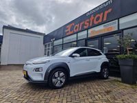 tweedehands Hyundai Kona EV Premium 64 kWh|Navi|Car Play|Heap-up