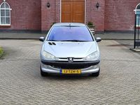 Occasion Peugeot 206 60 PK (44 kW) 2004 Grijs Hatchback