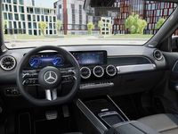 tweedehands Mercedes EQB300 4MATIC AMG Line 67 kWh