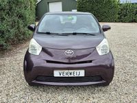 Occasion Toyota iQ 68 PK (50 kW) 2010 Paars Hatchback