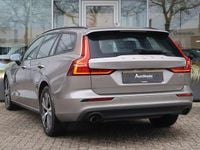Occasion Volvo V60 Momentum 163 PK (119 kW) 2021 Grijs Stationwagen