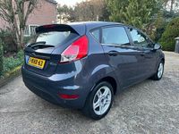 Occasion Ford Fiesta Titanium 101 PK (74 kW) 2013 Grijs (metallic) Hatchback