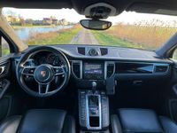 tweedehands Porsche Macan Turbo 3.6 400 PK Sport Chrono / Pano / Alcantara hemel Nieuwstaat!