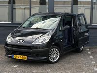 Occasion Peugeot 1007 73 PK (53 kW) 2005 Zwart MPV