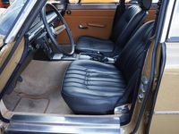 tweedehands Rover 3500 P6V8 Series 2 Restored condition, The panelwork is exceptionally straight, Equipped with the lovely sounding V8 power unit, Second Series with the updated interior and new instrumentation, Livery in "Tabacco Leaf Brown" over new upholstered bl