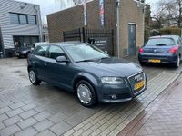Occasion Audi A3 Attraction 102 PK (75 kW) 2009 Grijs, metallic lak Hatchback