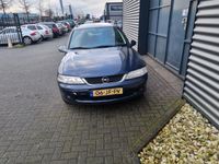 tweedehands Opel Vectra 1.8-16V Business Ed.