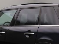 tweedehands Mini Cooper 5-deurs 1.560 Years Edition | Buitenspiegels elektrisch inklapbaar | Comfort Access | Glazen panoramadak | Extra getint glas achter | Comfortstoelen | Harman-Kardon sound system | Comfort telefoonvoorbereiding met draa