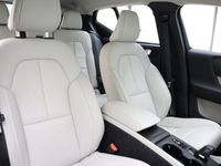 tweedehands Volvo XC40 1.5 T2 Business Pro / Adaptieve Cruise / DAB / App