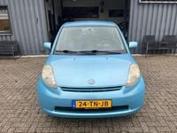 Occasion Daihatsu Sirion 87 PK (63 kW) 2006 Blauw Hatchback