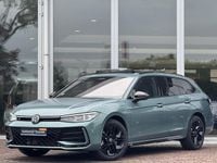 Occasion VW Passat R-line Edition 272 PK (200 kW) 2025 Groen Stationwagen
