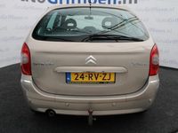 tweedehands Citroën Xsara Picasso 1.8i-16V Attraction keurige MPV met trekhaak