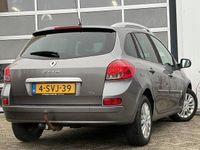 Occasion Renault Clio GrandTour Collection 101 PK (74 kW) 2011 Grijs Stationwagen