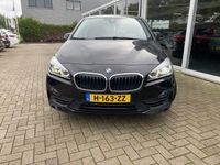 tweedehands BMW 218 2-SERIE Active Tourer i Executive Edition 50% deal 10.475,- ACTIE Automaat / Sportstoelen / Camera / Clima / Cruise