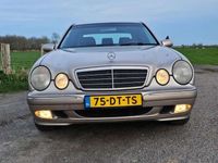 tweedehands Mercedes E280 Avantgarde aut NL geleverd