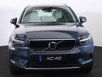 tweedehands Volvo XC40 B4 Momentum Business - Intellisafe Assist / Surround - Sensus navigatie - Lederen bekleding - Parkeercamera achter - Parkeersensoren voor/achter - Trekhaak semi elektrisch inklapbaar